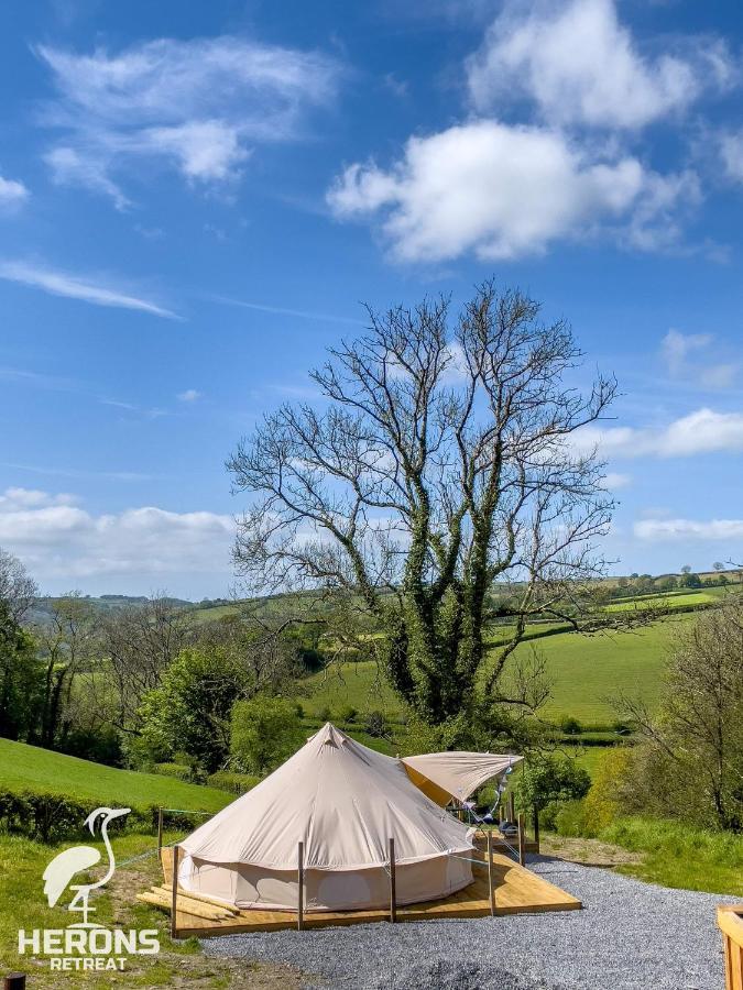 Herons Retreat Hotel Llandysul Exterior photo